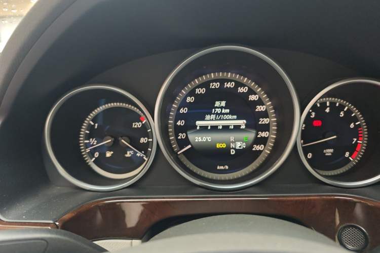 Used Mercedes-Benz E-Class 2014 E 260 L Luxury Model Instrument Cluster
