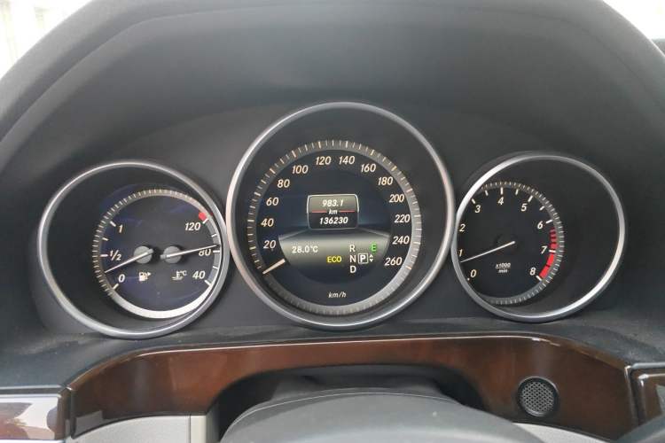 Used Mercedes-Benz E-Class 2014 Facelifted E 260 L Luxury Edition Instrument Cluster