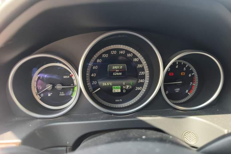 Used Mercedes-Benz E-Class 2014 E 400 L Hybrid Instrument Cluster