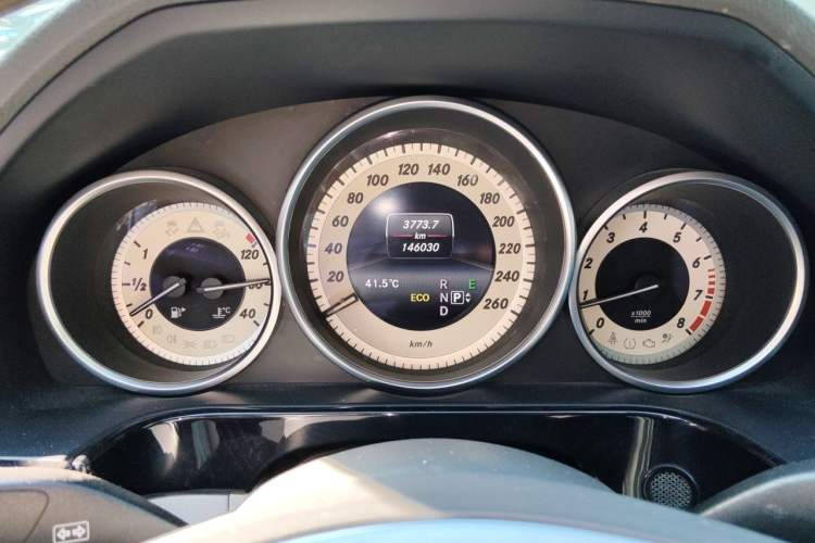 Used Mercedes-Benz E-Class 2014 E 260 L Sport Luxury Model Instrument Cluster
