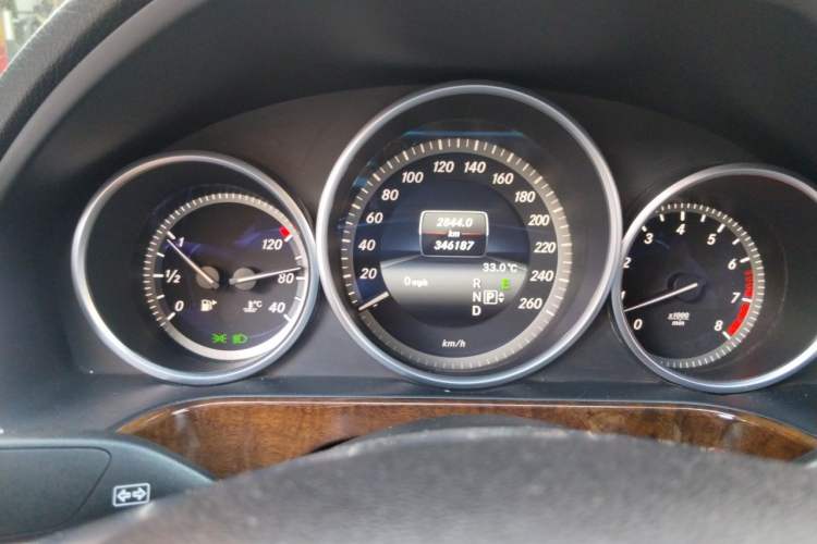 Used Mercedes-Benz E-Class 2014 Facelift E 300 L Instrument Cluster