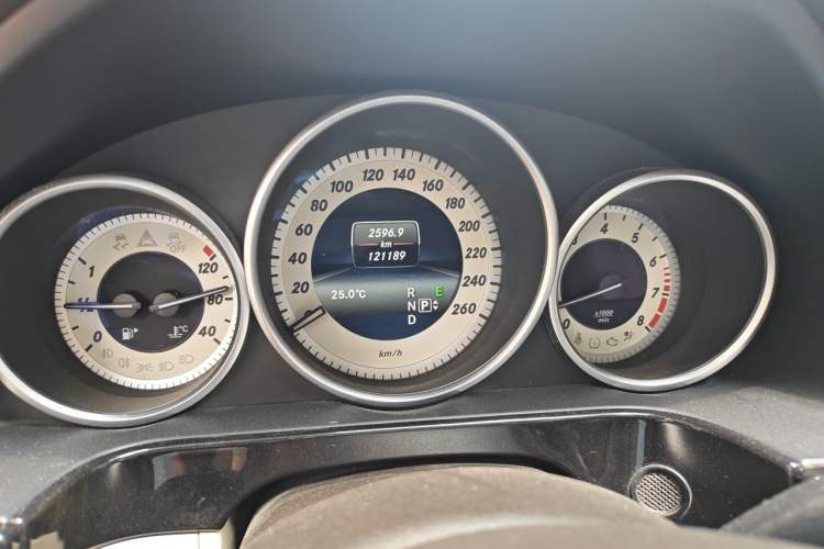 Used Mercedes-Benz E-Class 2014 E 260 L Instrument Cluster