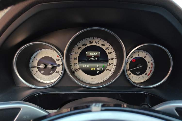 Used Mercedes-Benz E-Class 2014 Restyled E 260 L Sport Edition Instrument Cluster