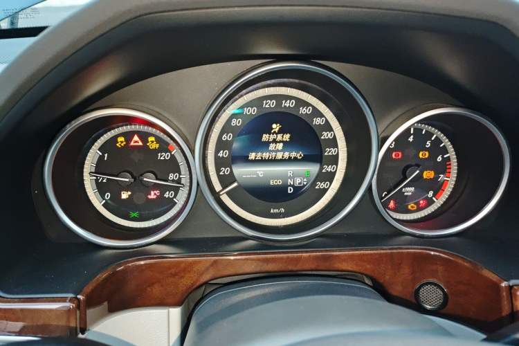 Used Mercedes-Benz E-Class 2014 E 260 L Luxury Model Instrument Cluster