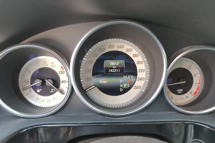 Used Mercedes-Benz E-Class 2014 E 300 L Sport Edition Instrument Cluster