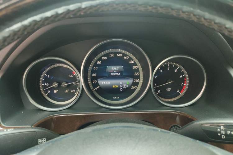 Used Mercedes-Benz E-Class 2014 E 260 L Luxury Model Instrument Cluster