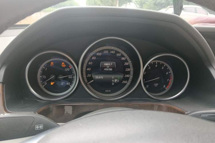 Used Mercedes-Benz E-Class 2014 Facelifted E 260 L Luxury Edition Instrument Cluster