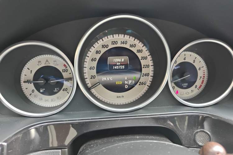 Used Mercedes-Benz E-Class 2014 Restyled E 260 L Sport Edition Instrument Cluster