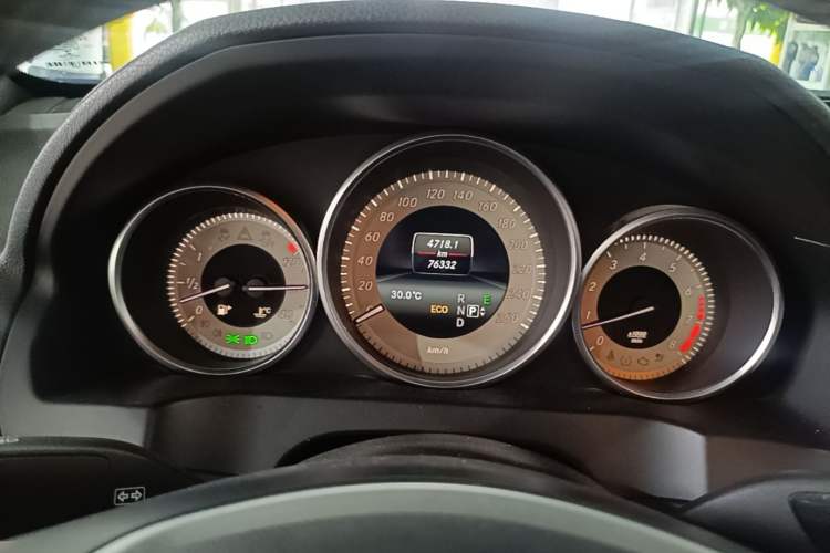 Used Mercedes-Benz E-Class 2014 E 200 Coupe Instrument Cluster