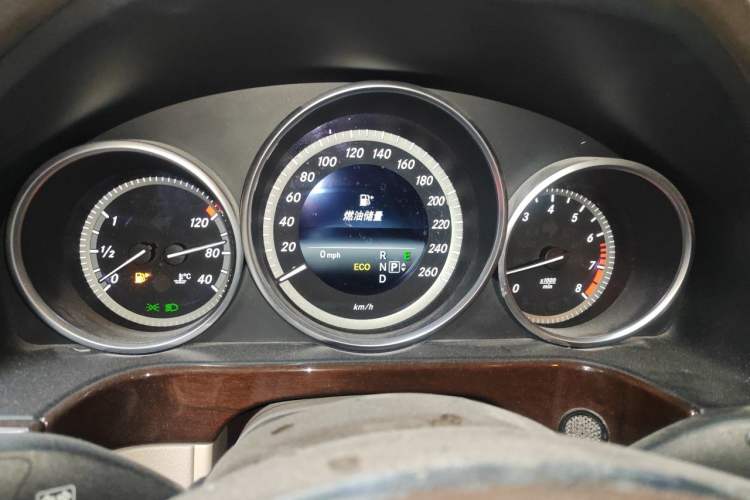 Used Mercedes-Benz E-Class 2014 E 260 L Instrument Cluster