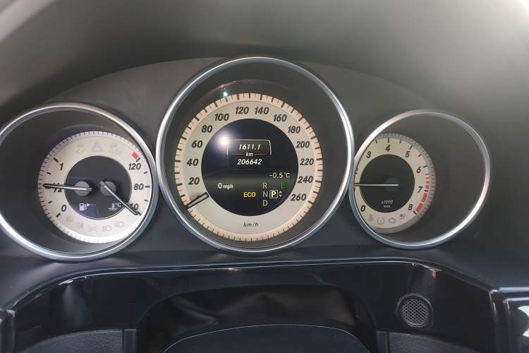 Used Mercedes-Benz E-Class 2014 Restyled E 260 L Sport Edition Instrument Cluster