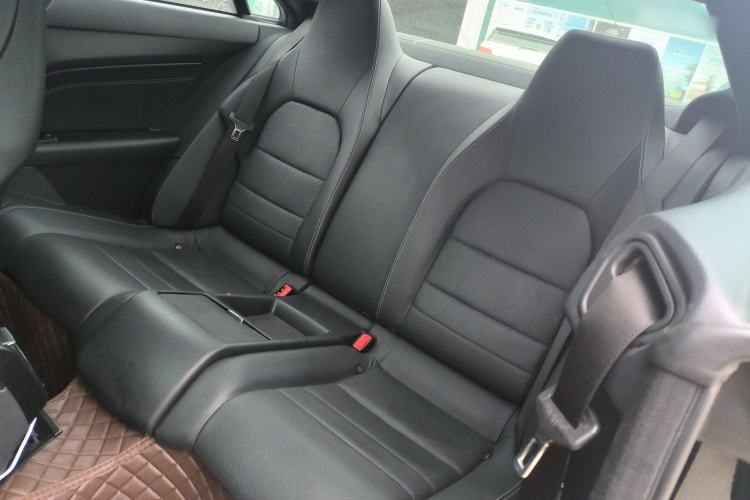 Used Mercedes-Benz E-Class 2014 E 260 Coupe Interior 4