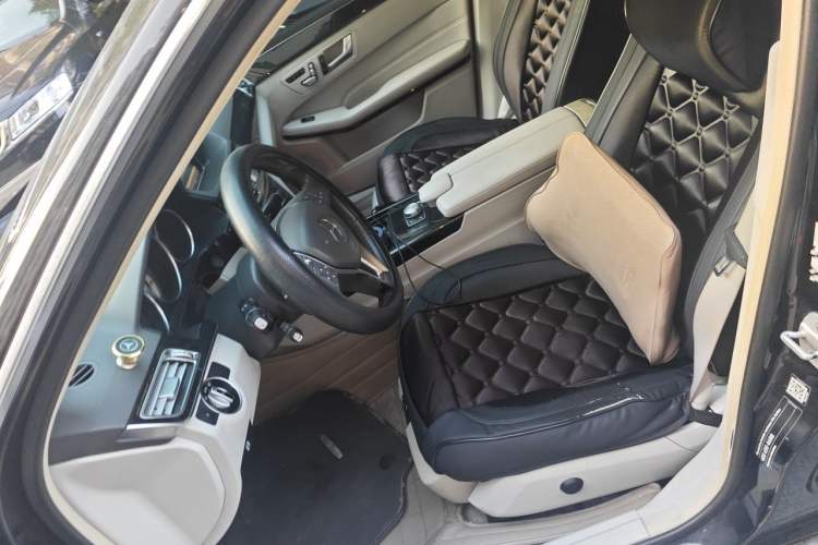 Used Mercedes-Benz E-Class 2014 E 260 L Sport Edition Left Front Seat