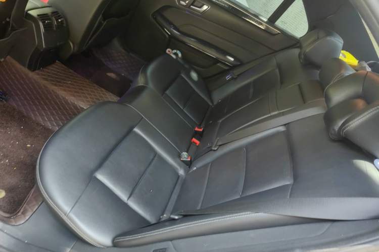 Used Mercedes-Benz E-Class 2014 Restyled E 260 L Sport Edition Left Rear Seat