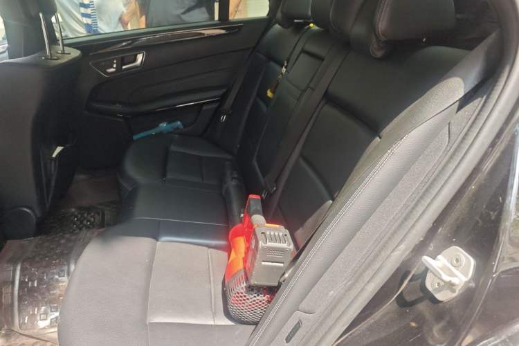 Used Mercedes-Benz E-Class 2014 E 260 L Sport Edition Left Rear Seat
