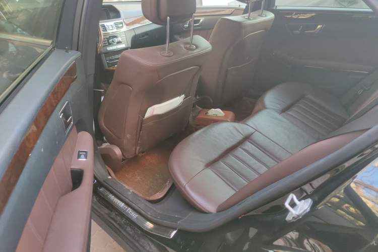 Used Mercedes-Benz E-Class 2014 E 260 L Luxury Model Left Rear Seat