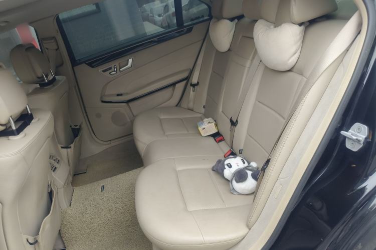 Used Mercedes-Benz E-Class 2014 E 260 L Sport Edition Left Rear Seat