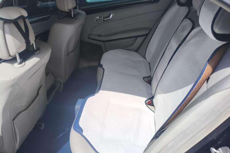 Used Mercedes-Benz E-Class 2014 E 260 L Sport Edition Left Rear Seat
