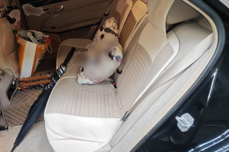 Used Mercedes-Benz E-Class 2014 E 260 L Left Rear Seat
