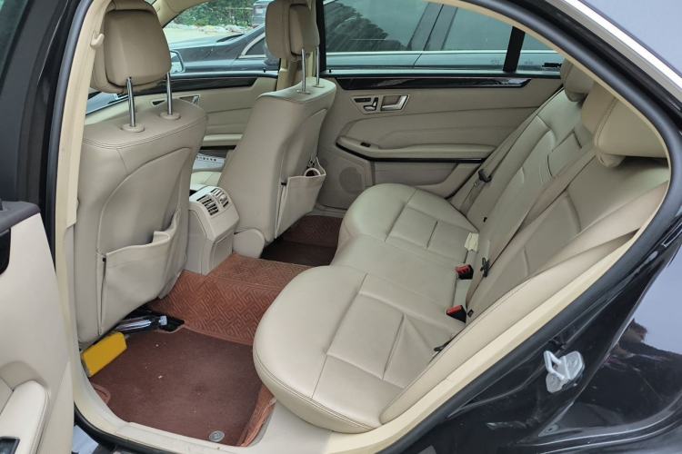 Used Mercedes-Benz E-Class 2014 E 260 L Sport Edition Left Rear Seat