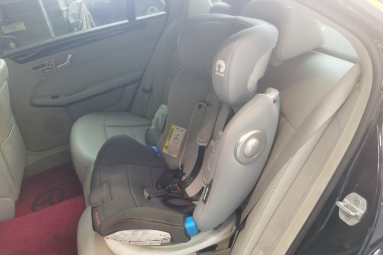 Used Mercedes-Benz E-Class 2014 E 260 L Sport Edition Left Rear Seat