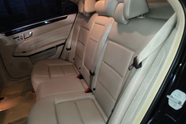 Used Mercedes-Benz E-Class 2014 E 260 L Sport Edition Left Rear Seat