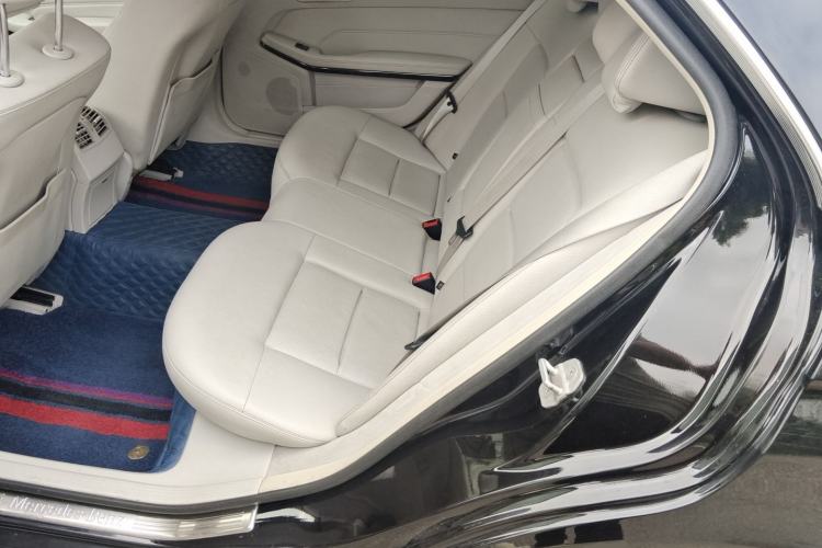 Used Mercedes-Benz E-Class 2014 E 260 L Sport Edition Left Rear Seat