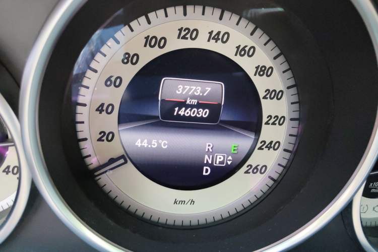 Used Mercedes-Benz E-Class 2014 E 260 L Sport Luxury Model Odometer Close Up