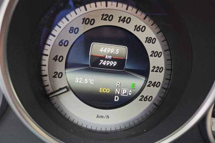Used Mercedes-Benz E-Class 2014 Restyled E 260 L Sport Edition Odometer Close Up