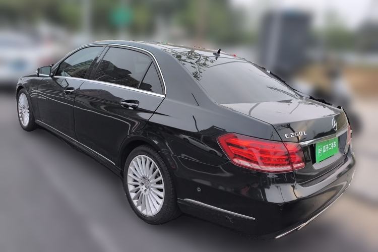 Used Mercedes-Benz E-Class 2014 Facelifted E 260 L Luxury Edition Rear Left 45 Deg