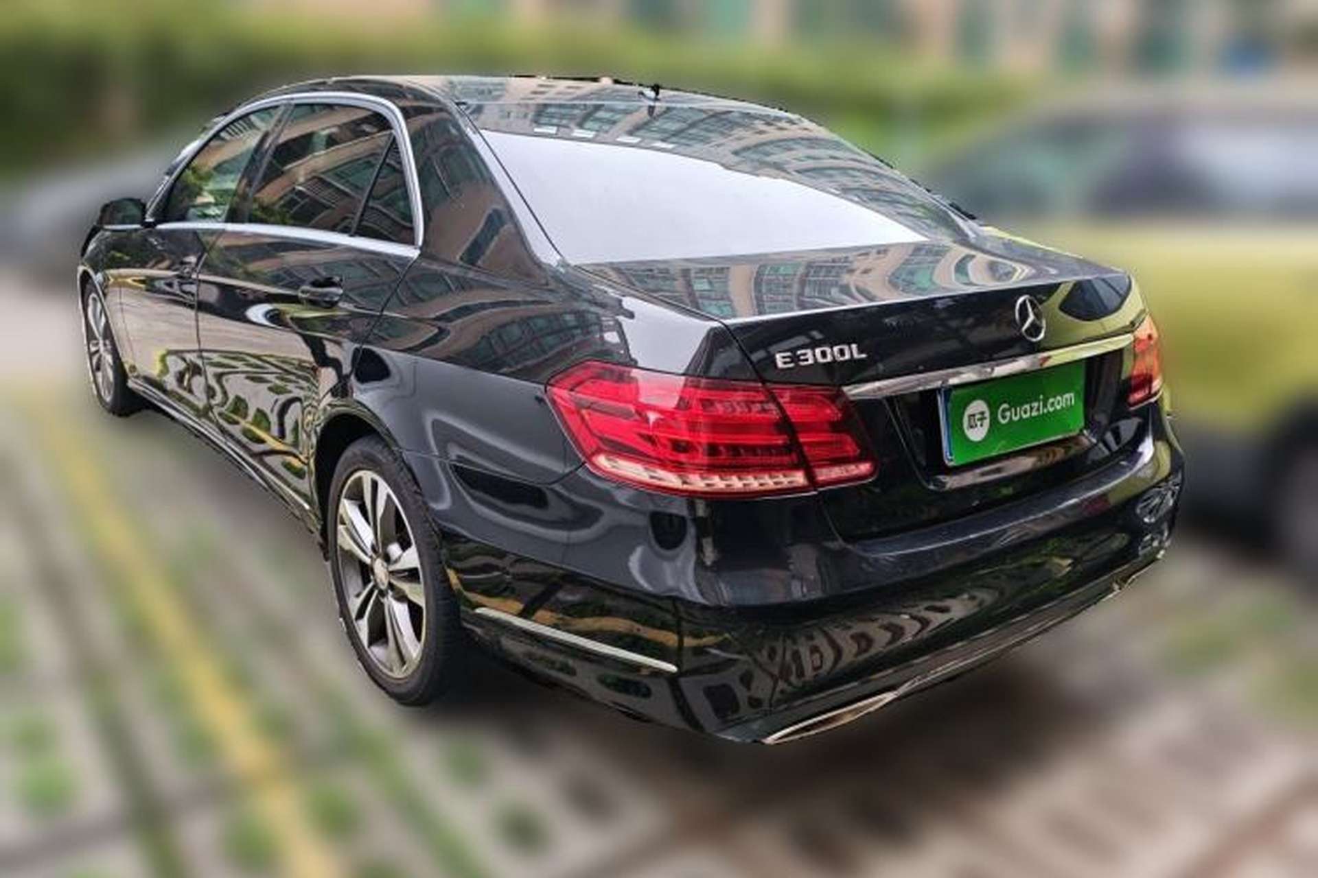 Used Mercedes-Benz E-Class 2014 E 300 L Sport Edition Rear Left 45 Deg