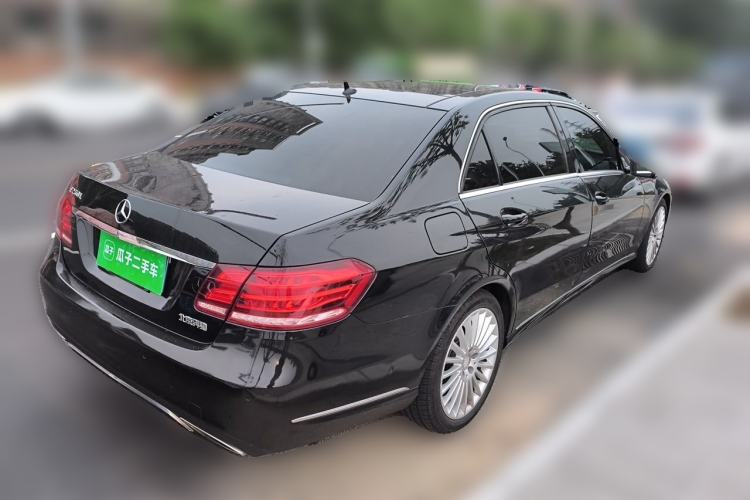 Used Mercedes-Benz E-Class 2014 Facelifted E 260 L Luxury Edition Rear Right 45 Deg