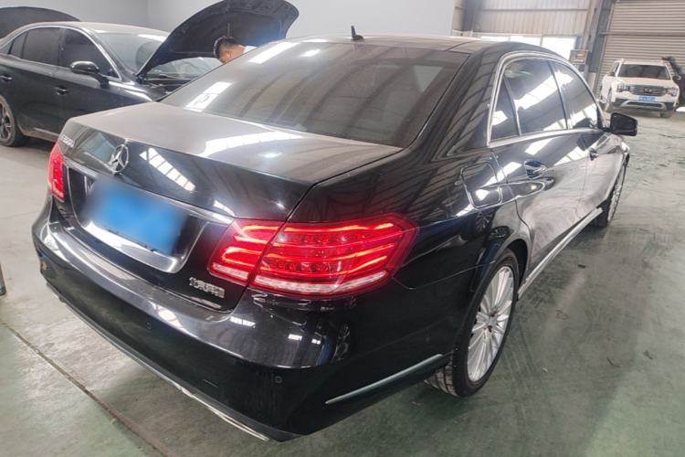Used Mercedes-Benz E-Class 2014 E 300 L Rear Right 45 Deg