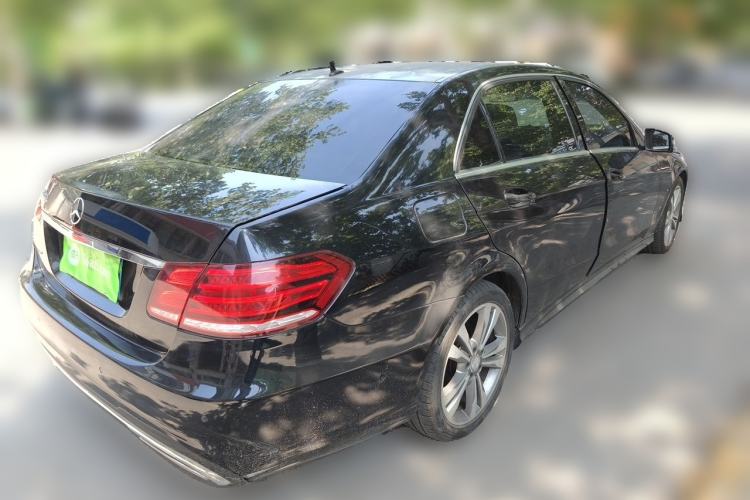 Used Mercedes-Benz E-Class 2014 E 300 L Sport Edition Rear Right 45 Deg