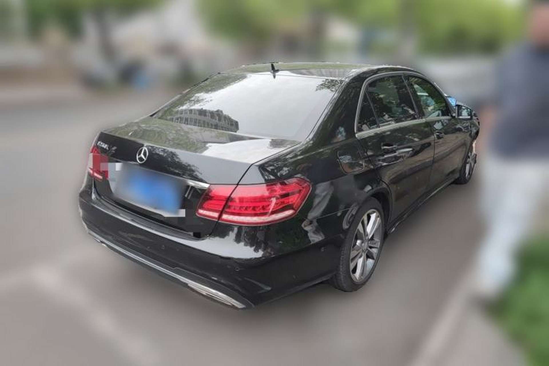 Used Mercedes-Benz E-Class 2014 Restyled E 260 L Sport Edition Rear Right 45 Deg