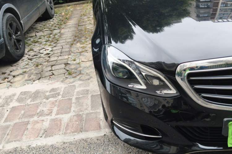 Used Mercedes-Benz E-Class 2014 E 260 L Luxury Model Right Front Headlight