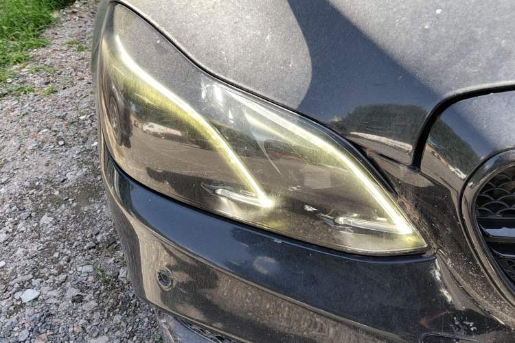 Used Mercedes-Benz E-Class 2014 E 260 L Sport Luxury Model Right Front Headlight