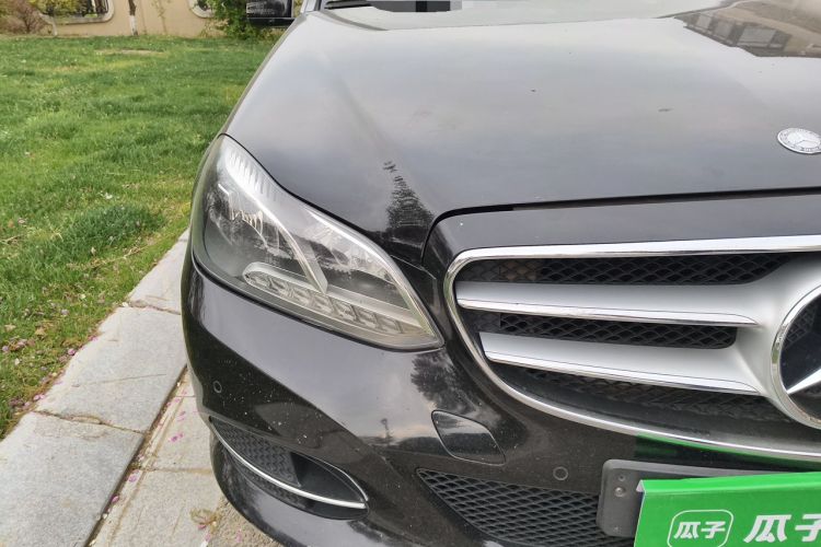 Used Mercedes-Benz E-Class 2014 E 260 L Sport Edition Right Front Headlight