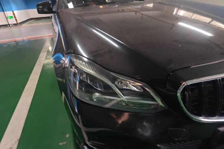 Used Mercedes-Benz E-Class 2014 E 260 L Sport Edition Right Front Headlight
