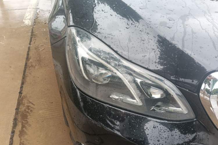 Used Mercedes-Benz E-Class 2014 Facelifted E 260 L Luxury Edition Right Front Headlight