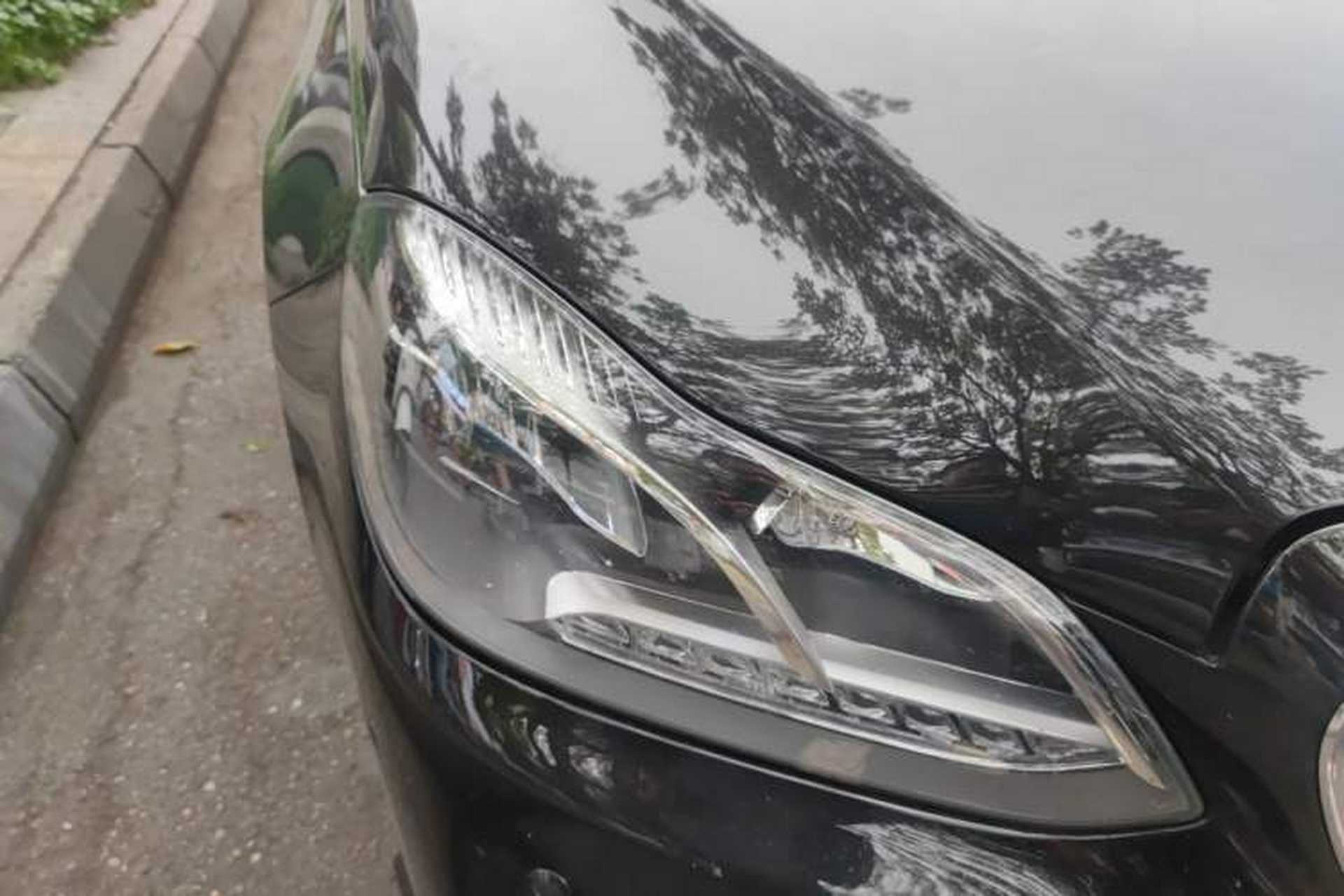 Used Mercedes-Benz E-Class 2014 Restyled E 260 L Sport Edition Right Front Headlight