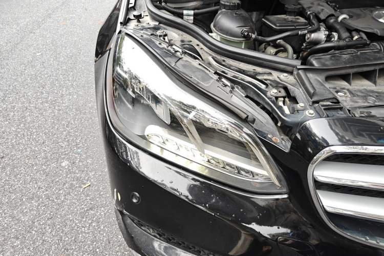Used Mercedes-Benz E-Class 2014 Restyled E 260 L Sport Edition Right Front Headlight