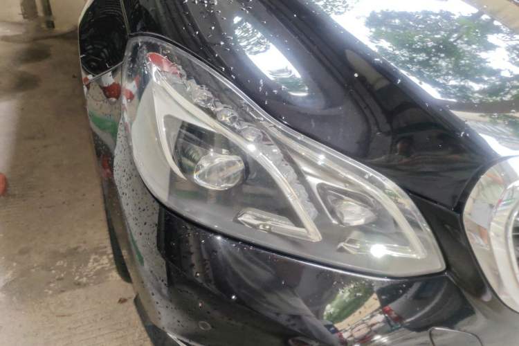 Used Mercedes-Benz E-Class 2014 E 260 L Right Front Headlight