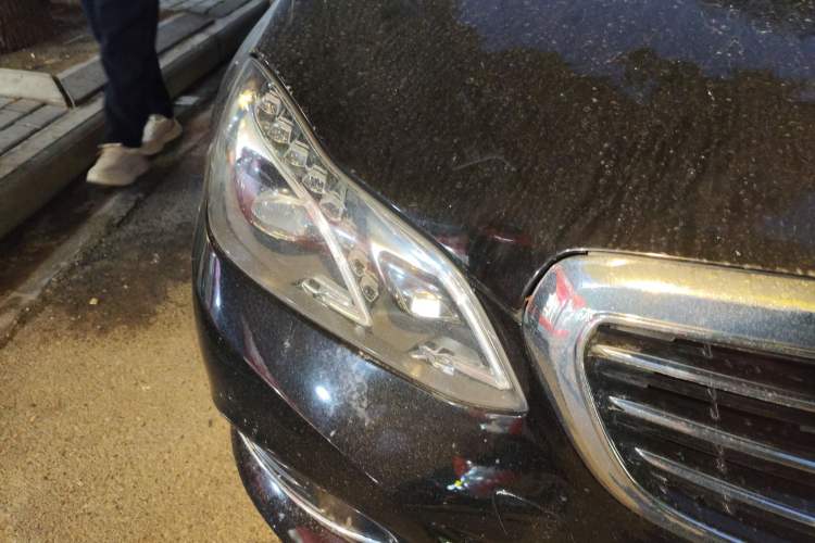 Used Mercedes-Benz E-Class 2014 E 260 L Luxury Model Right Front Headlight