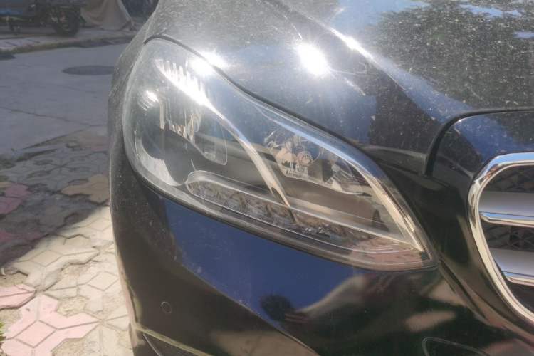 Used Mercedes-Benz E-Class 2014 E 260 L Sport Edition Right Front Headlight