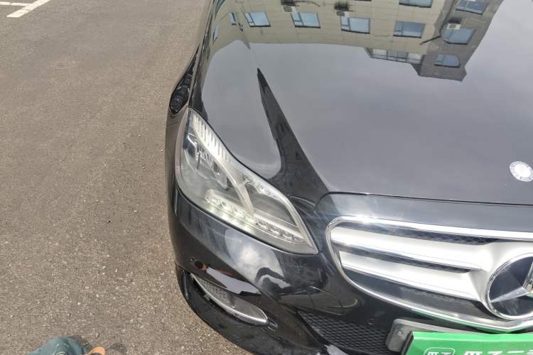 Used Mercedes-Benz E-Class 2014 E 260 L Sport Edition Right Front Headlight