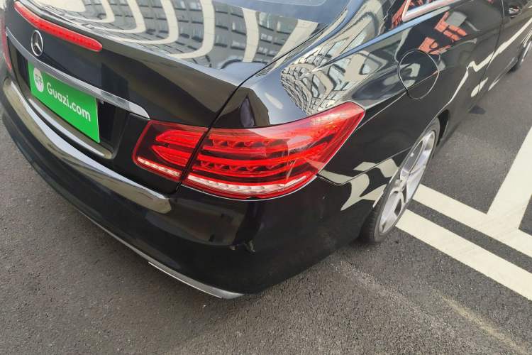 Used Mercedes-Benz E-Class 2014 E 200 Coupe Right Rear Taillight