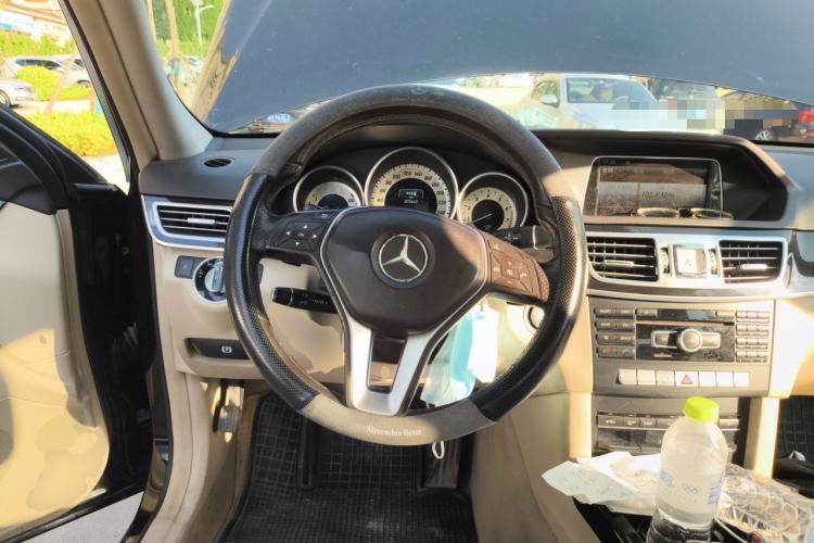 Used Mercedes-Benz E-Class 2014 Restyled E 260 L Sport Edition Steering Wheel