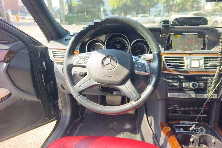 Used Mercedes-Benz E-Class 2014 E 400 L Hybrid Steering Wheel