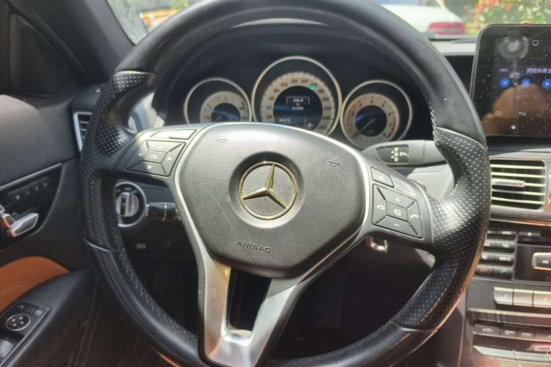 Used Mercedes-Benz E-Class 2014 E 200 Coupe Steering Wheel